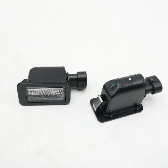 Car Rear License Plate Light Assembly For Great Wall Voleex C30 C50 ORA R1 IQ Haval H5 H6 H9 M2 M4