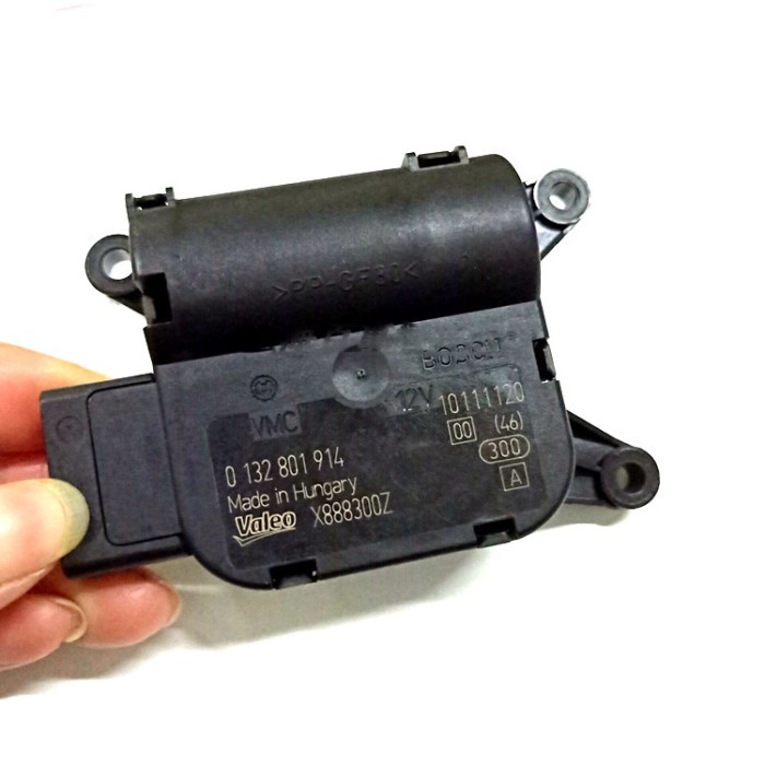 Conditioning Evaporation Box Defrost Motor Actuator for Audi Q3 A4 2007 Air Conditioner Door Contro