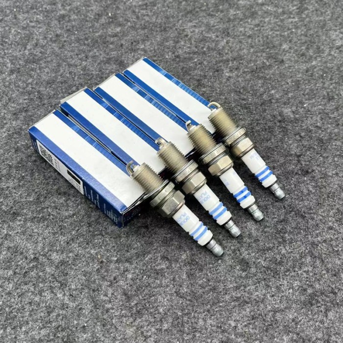 4Pcs 101000063AA FR7KPP33+ PFR6Q Iridium Spark Plug For A-UDI A3 A4 A6 TT 1.8 2.8 Skoda Superb V-W