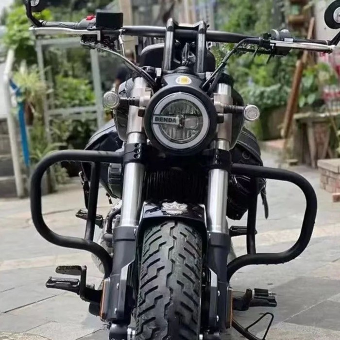 Fit V302C Motorcycle Accessories Bumper Guard Bar Fall Protection For KEEWAY V302C V302 C V 302 C