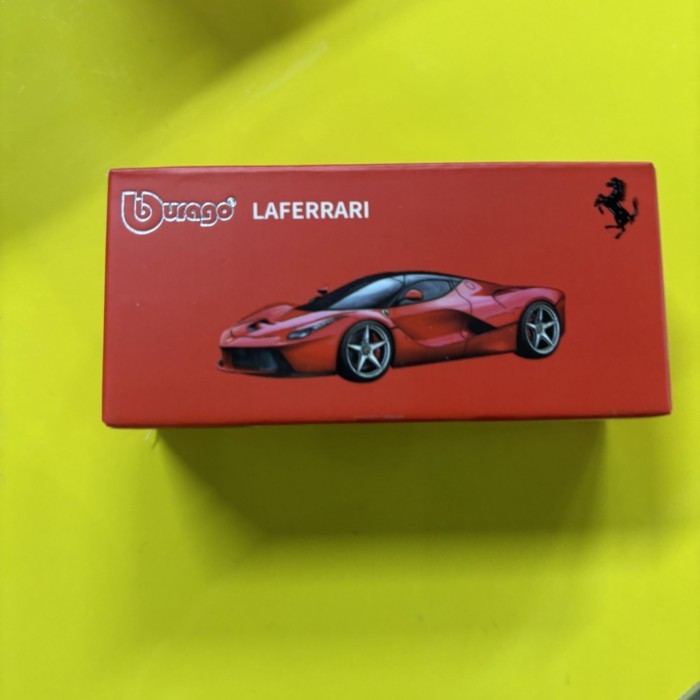 คลังสินค้าพร้อม 2525 Than Mega 1: 64 โมเดลรถโลหะผสมของเล่น Ferrari Lafa Limited Edition Collection F