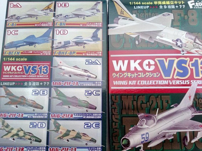 พร้อมส่ง F-toys Box Egg 1/144 VS13 F-8 Airplane VS Mig 21mig-21F Fighter Model