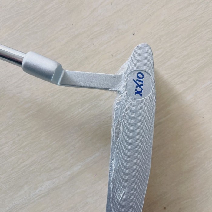 XXIO Golf Putter Straight Putter สีทอง