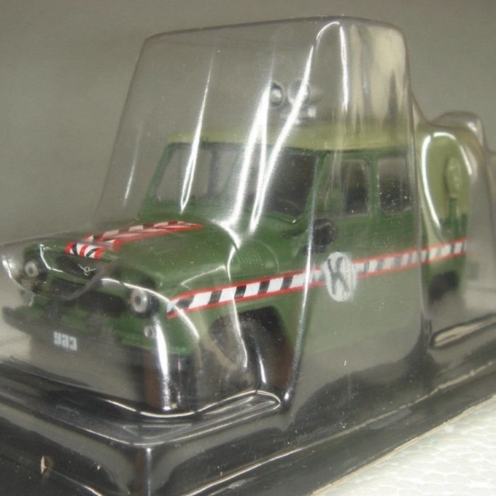 1/43กองทัพรัสเซีย/กองทัพรัสเซีย/NVA UAZ-469 รถออฟโรดโลหะผสมผลิตภัณฑ์สําเร็จรูปรถรุ่นออกจากรุ่นรถพิมพ