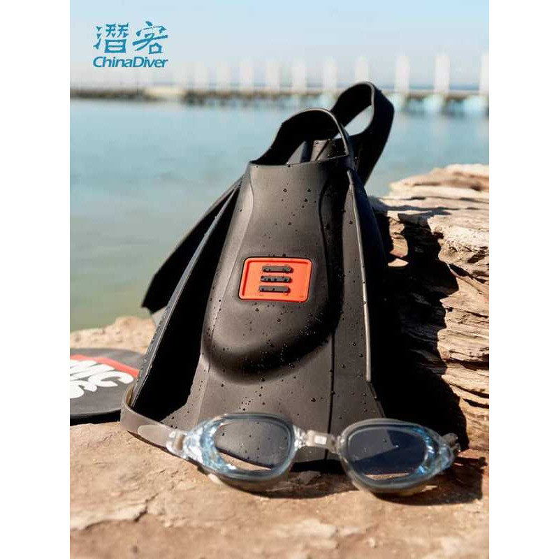 DMC EliteMax Fins ซิลิโคนสำหรับการฝึกฝนว่ายน้ำ มืออาชีพ เพิ่มความเร็ว