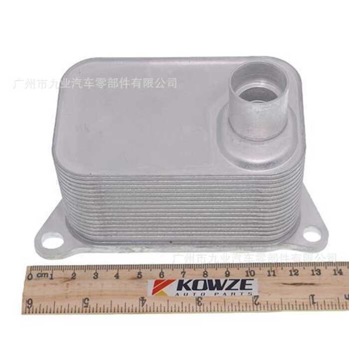 06J 117 021D/06J117021J เหมาะสําหรับ Volkswagen Audi A4 A6 Q5 2.0L ออยคูลเลอร์