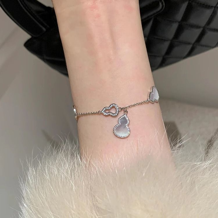 สร้อยข้อมือน้ําเต้าเงินและสีแดงแฟชั่นสตรี DIY สําเร็จรูป