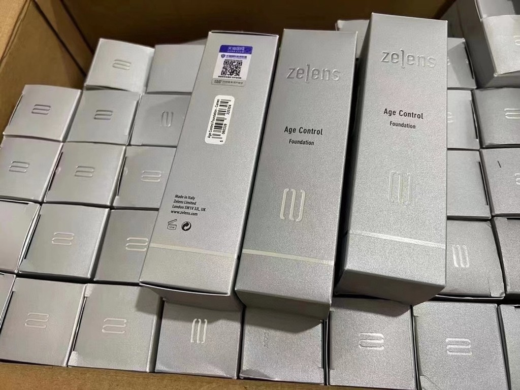 ใหม่ แฟชั่นขายตรงดูภาพจากโรงงานให้คุณภาพสูงสุด 75➕ ค่าส่ง Zelens Liquid Foundation 6 สี พร้อมปกป้องร