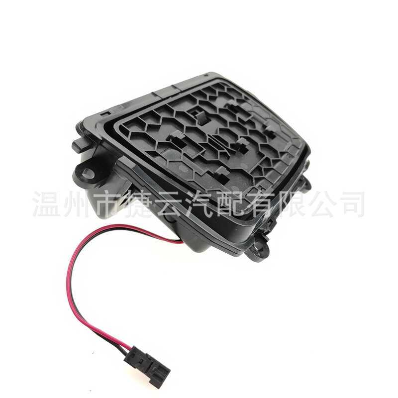 51169206347ที่เขี่ยบุหรี่ไม่มีซับในเหมาะสําหรับ BMW 5 Series F10 F18