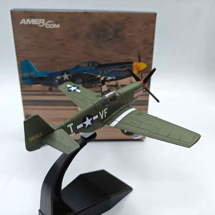 1: 72 American World War II P51 Mustang Fighter Alloy เครื่องบินรุ่นจําลอง Static ผลิตภัณฑ์สําเร็จรู