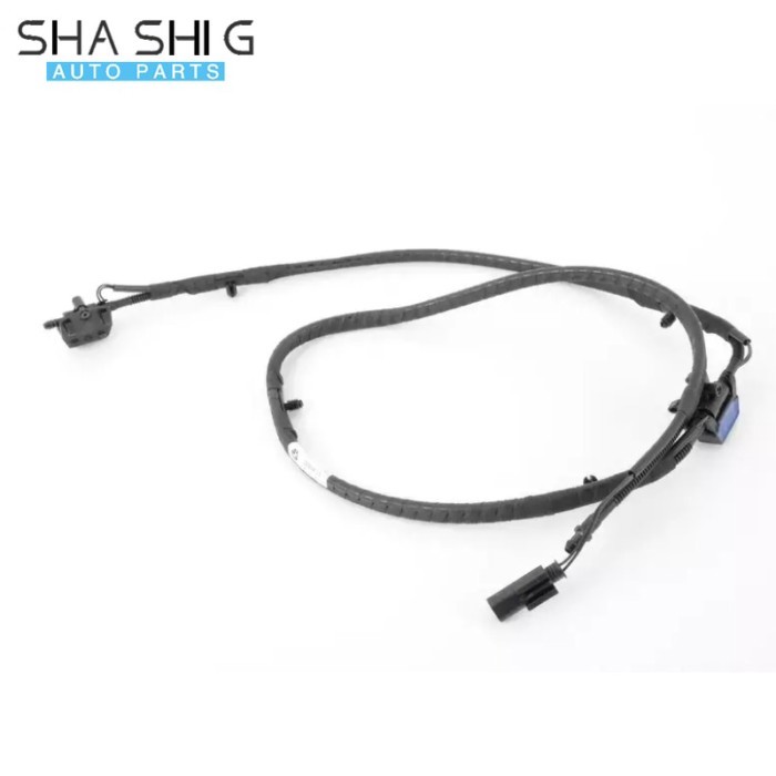 61667257234 Windscreen Nozzle Chain Windshield Washer Sprayer Jet System for BMW X6 X6M E71 E72 200