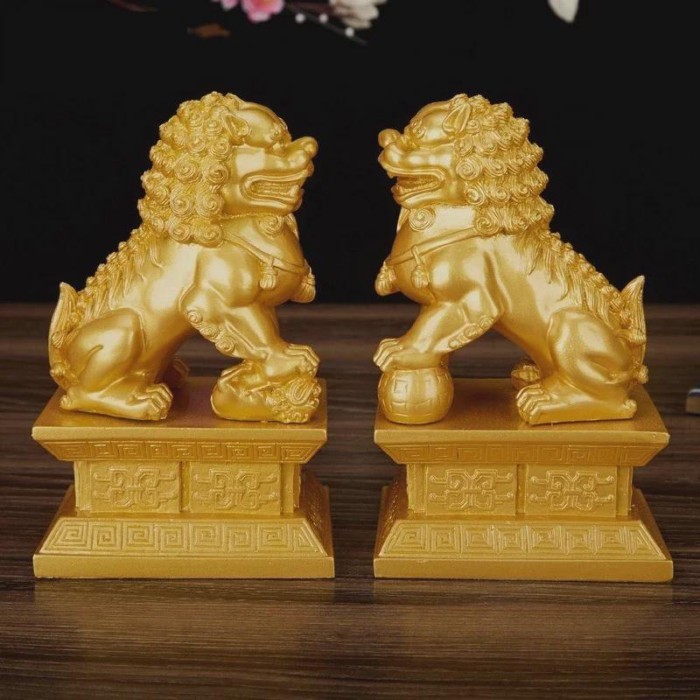 2pcs Chinese Style Lucky Lion Statue Resin Mighty Lion Evil Spirits Crafts Home Office Retro  Decor