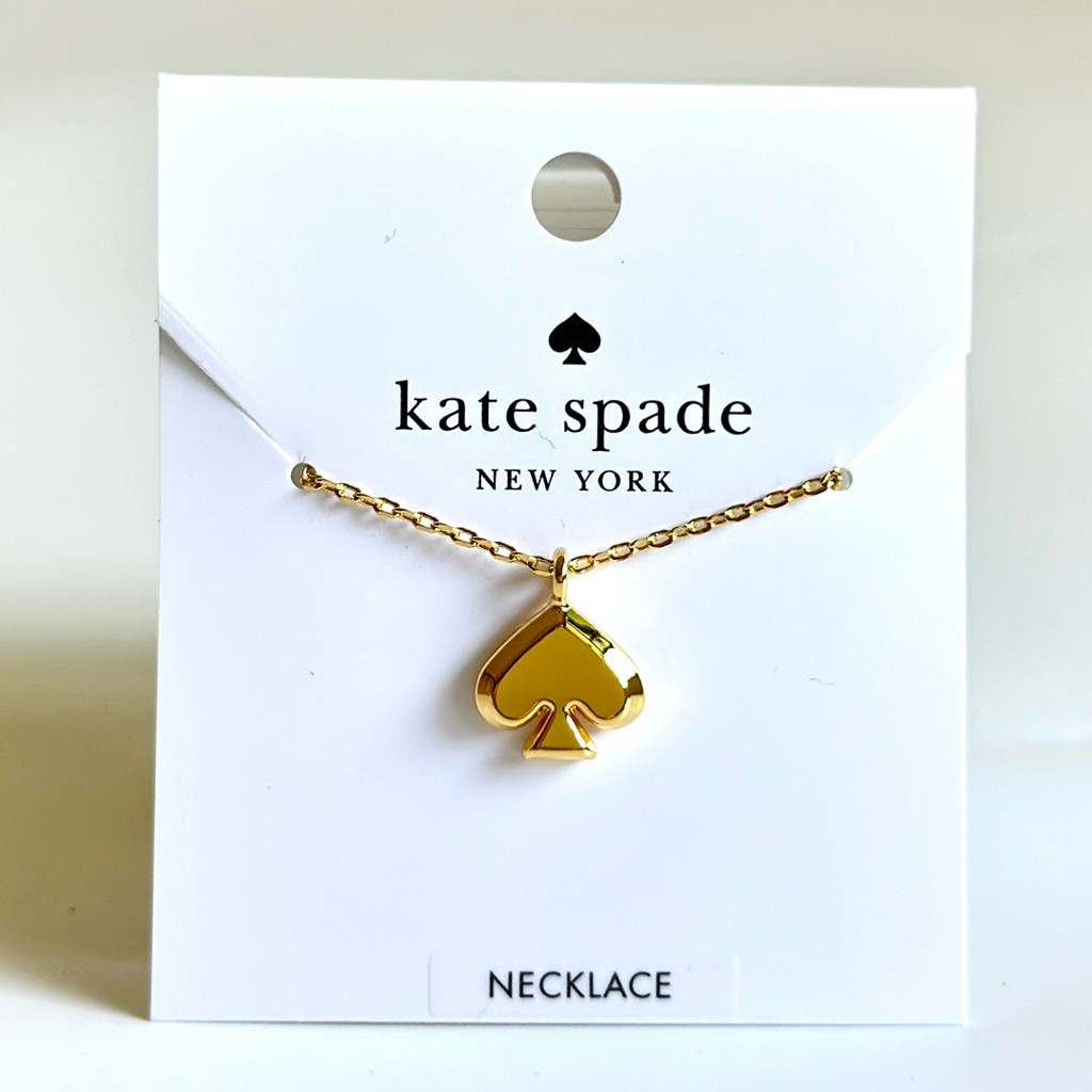 * มี 2 สี *Kate Spade Everyday Spade Enamel Mini Pendant