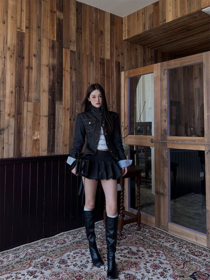 ชุดย้อนยุคสองชิ้นสำหรับผู้หญิง รวมแจ็คเก็ตสั้นและกระโปรงสั้น ลายดอกไม้น่ารัก - รูปที่ 3