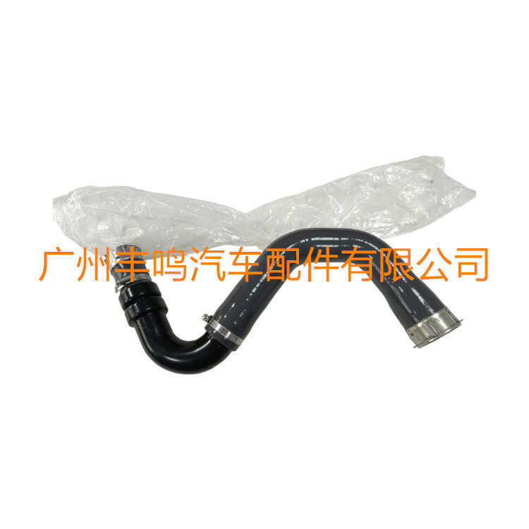 2561668สายสวนคูลเลอร์เครื่องยนต์ MB3G-6C646-KA เหมาะสําหรับ Ford