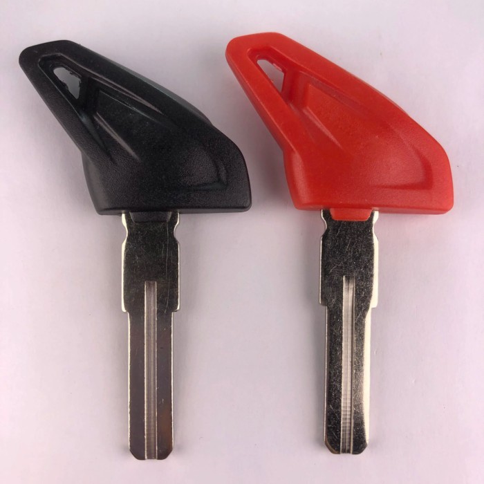 3Pcs Motorcycle Key Uncut Blank Replacement Keys For DUCATI Scrambler 400 800 M1100 M1100S Scramble