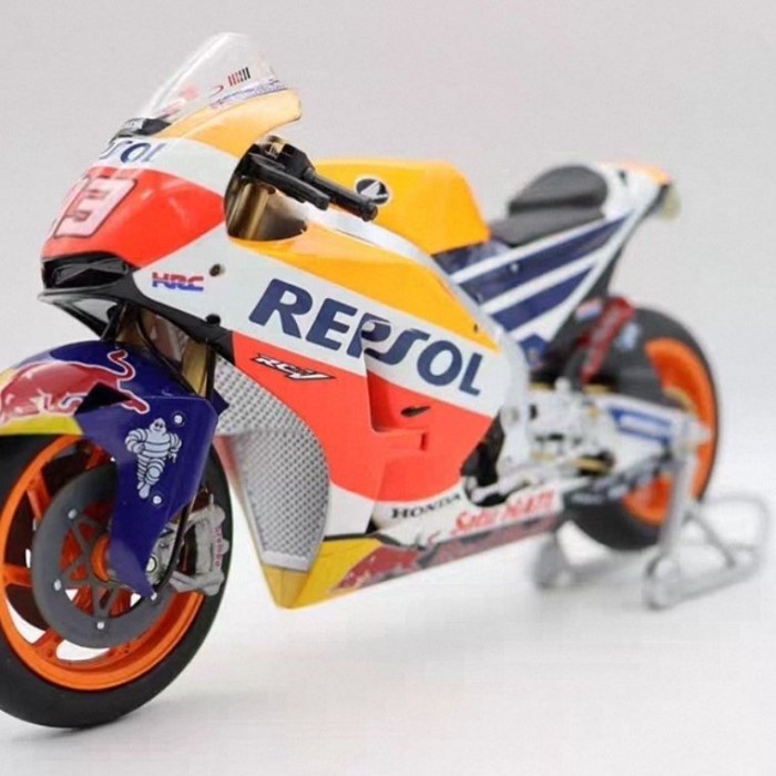 1/12 RC213V Motorcycle Racing GP Marquis No. 93 โลหะผสมจําลองรถจักรยานยนต์รุ่นตกแต่งรถรุ่นลิมิเต็ดอิ
