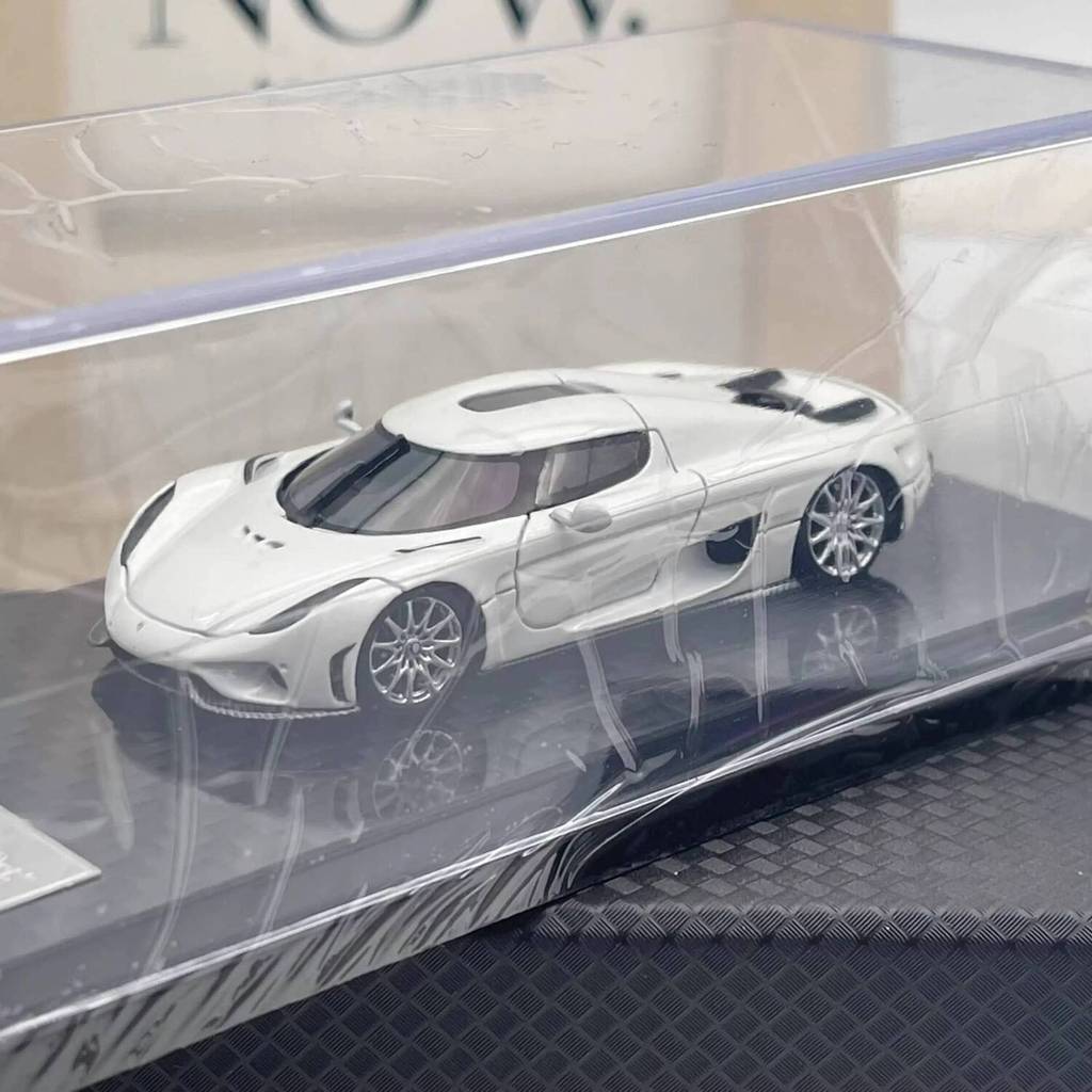FrontiArt FA 1:64 Koenigsegg Regera โมเดลรถเรซิ่นสีขาว