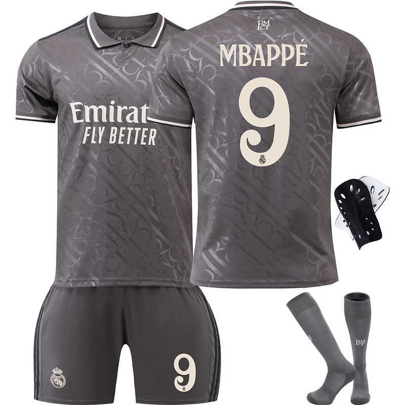 เสื้อฟุตบอล Huangma Two-Gest แบบ Rodriguez และ Mbappe จากทีม Bellim