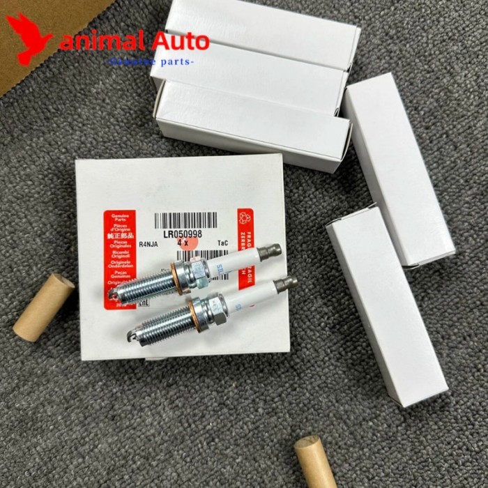 3.0 V6 5.0 V8 Original Engine Spark Plug For Land Rover Range Sport Velar LR4 Jaguar C2Z28434 LR050