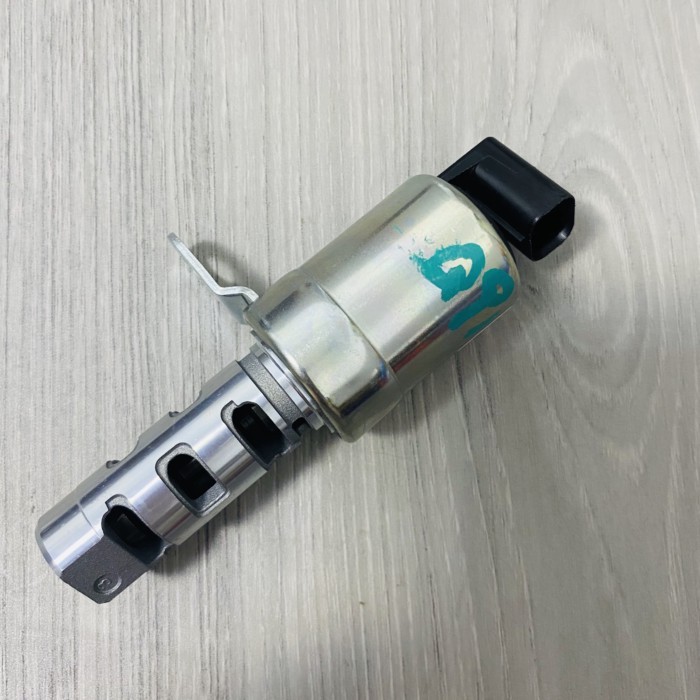 High Quality Camshaft Control Valve Solenoid VVT Valve For Mazda 3 6 M3 CX4 CX5 PE01-14-420A PE0114