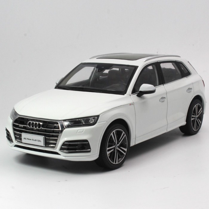AUDI Q5L รถรุ่น 1: 18 โรงงานเดิม AUDI Q5L 2018 AUDI รถรุ่นอัลลอย
