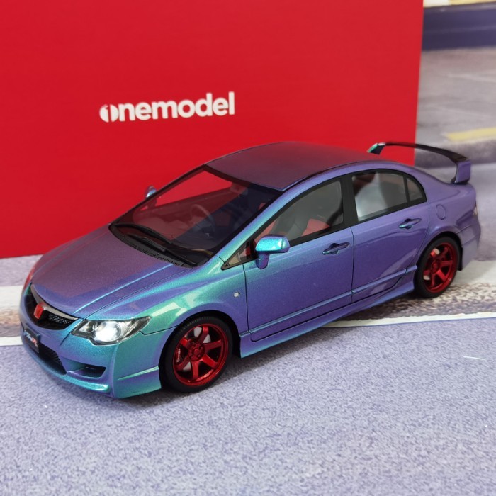 One model 1/18 Honda Civic Type-R FD2 Chameleon Resin Limited Car model