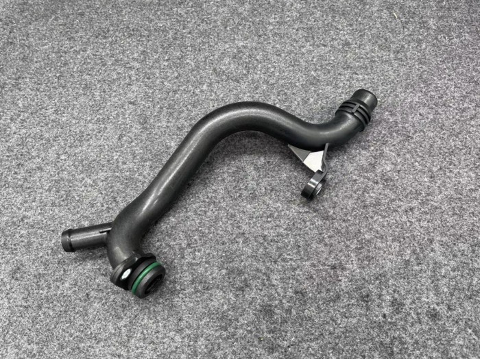 Coolant Pipe For V-W Transporter Campmob A-udi A4 Quattro S5 Cabriolet A6 Avant Q5 1.8 TFSI Seat Ex