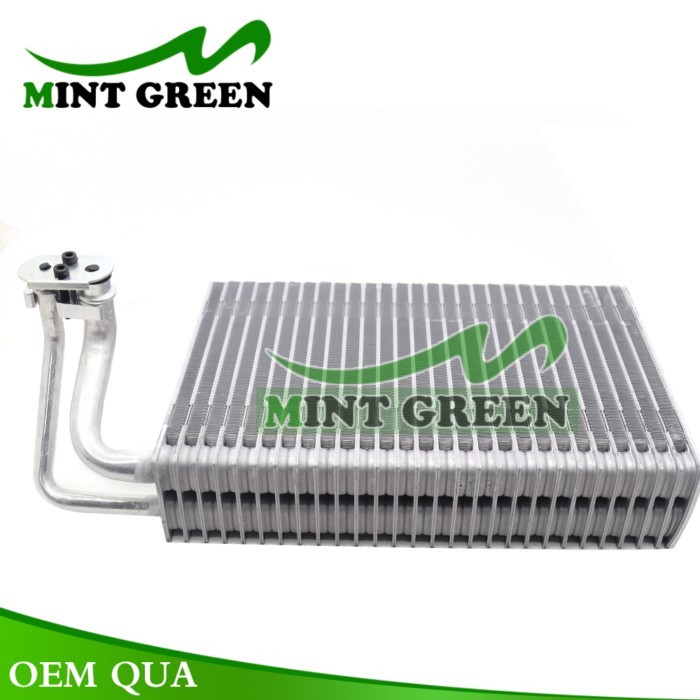 Evaporator Core AC Auto for BMW E60 E61 E64 525i 525xi 528i 528i Ac 64116946043 64116921070 6411916
