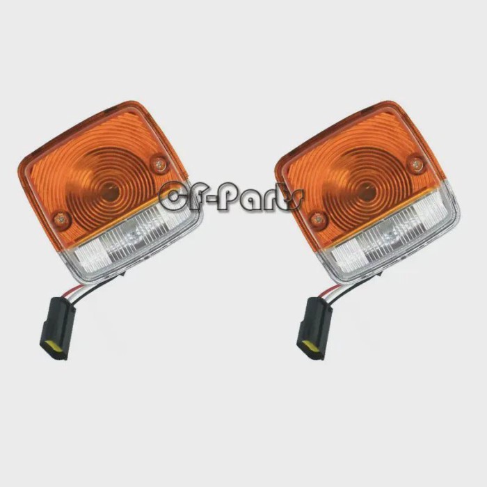 2PCS 6665727 Turn Light For Bobcat 5600 5610 753 863 864 S175 S250 T190