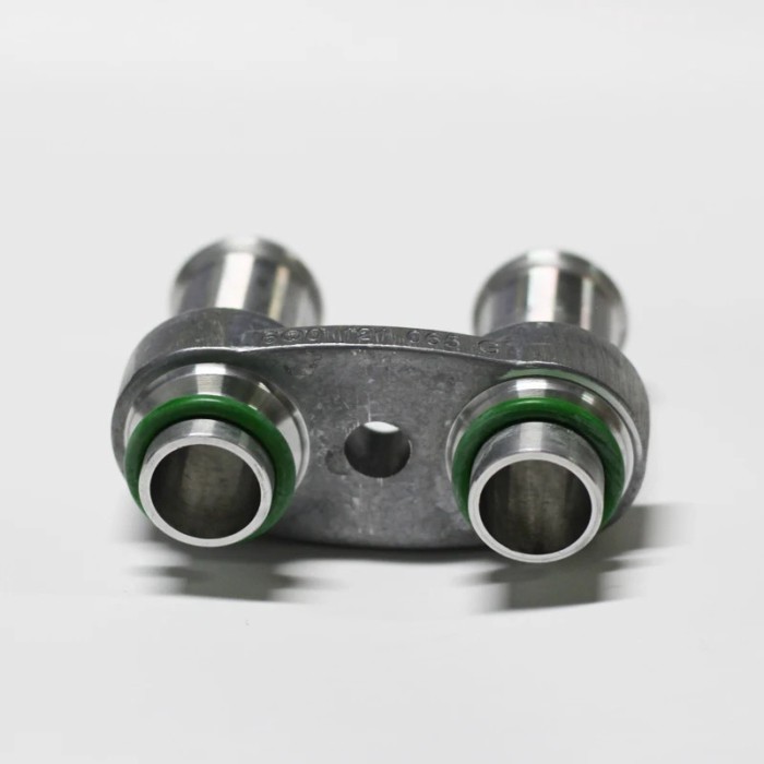 6Q0121065G 6Q0 121 065 G 6Q0 121 065G Heating Radiator Hose For VW Audi