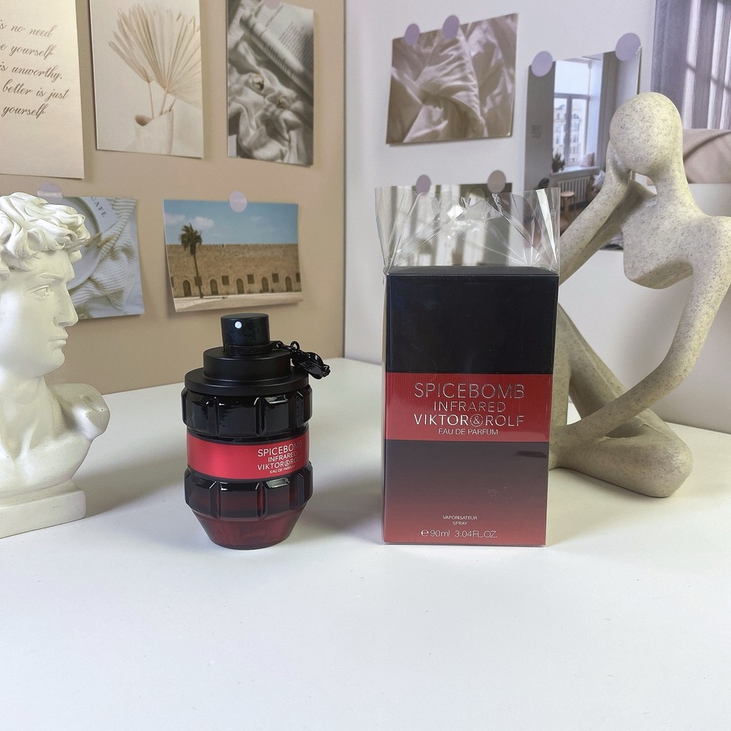 [Shopee Special Selection] 60 Viktor & rolf Spicebomb อินฟราเรด, 2021 ยี่ห้อ Viktor & rolf Spicebomb