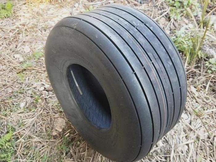 Tubeless Tire 18X9.50-8 225/55-8 Tyre Heavy Duty For Electric Scooter E-Scooter Harley
