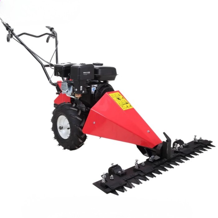 Self propelled diesel grass cutter