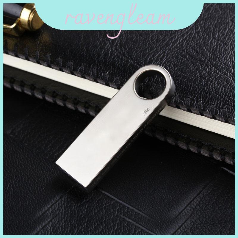 แฟลชไดรฟ์ Metal 4gb Modern และ 8gb พร้อม Robust Build และ Chic Silver สี Gold และ