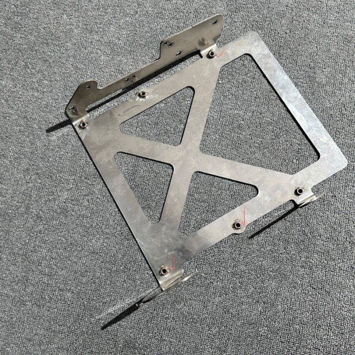 Thickened oil pan bracket LR038252 LR053742 LR057208 LR072632 LR073535 for Land Rover Discovery 5 R