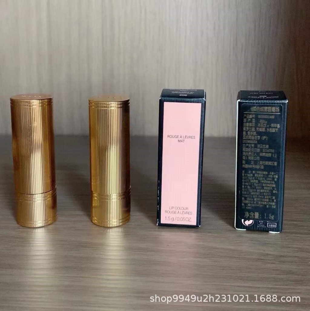 แฟชั่นขายตรงแบรนด์ใหญ่แต่งหน้า Medium Sample Cologne 1.5g Gold Tube ลิปสติก 25-505-308-208-519-312-2