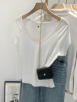 เสื้อยืดแขนสั้นคอลำลองสไตล์เซ็กซี่99474