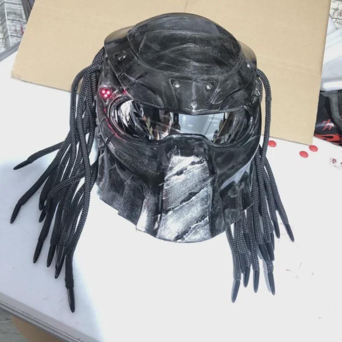 Motorcycle Predator Cosplay Full Face Helmet Masks Male Personality Motorcycle Accessories Helmet R