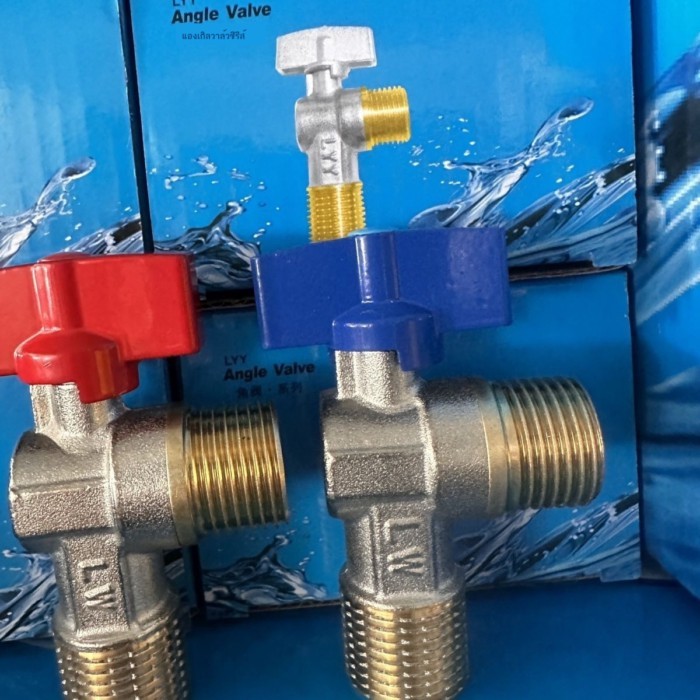 ทองแดงบอลวาล์ววาล์วมุมห้องน้ำเครื่องทำน้ำอุ่นแก๊สขนาดใหญ่ Flow SWITCH 4 จุดร้อนและเย็นหนาน้ำ Inlet