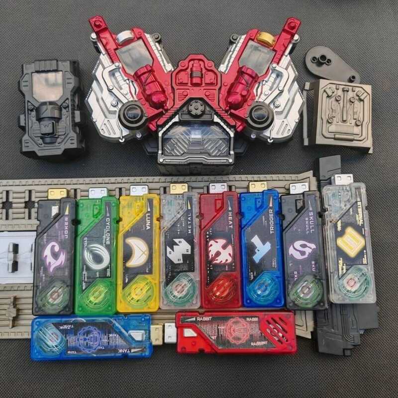 Bandai Kamen Rider W Belt Double Driver Transformer Summoner Cyclone Joker Metal Memory Transformer