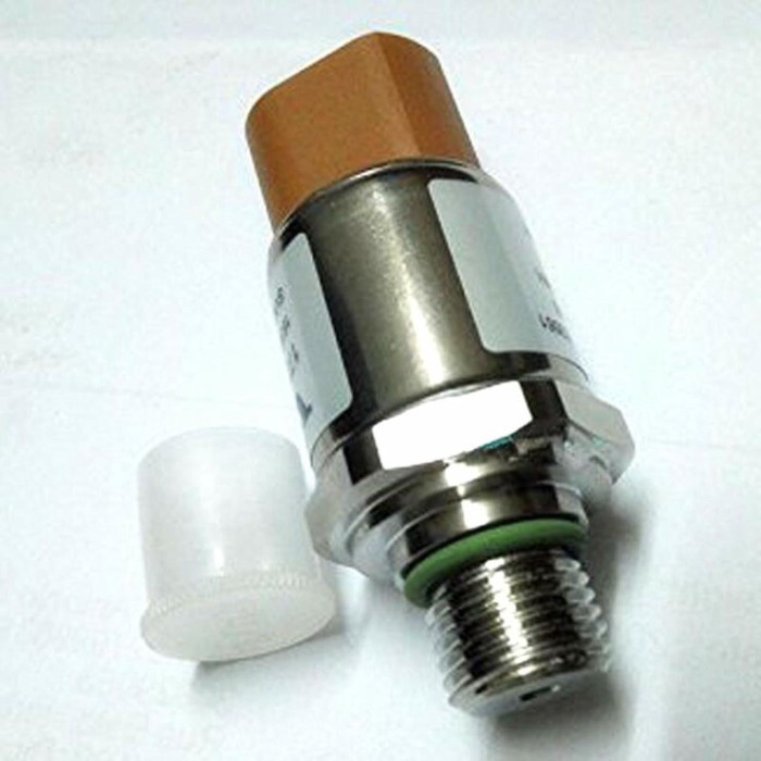 17252661 14560160 VOE14560160 Pressure Sensor for Volvo EC140 EC160 EC210 EC240 EC290 EC330 EC360 E