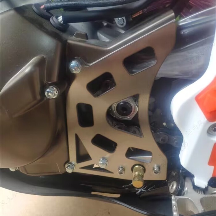 For Loncin MT250 MT 250 kayo KT250 KT 250 Hengjian 2 stroke DT230 Motorcycle Dirt Bike Front Chain