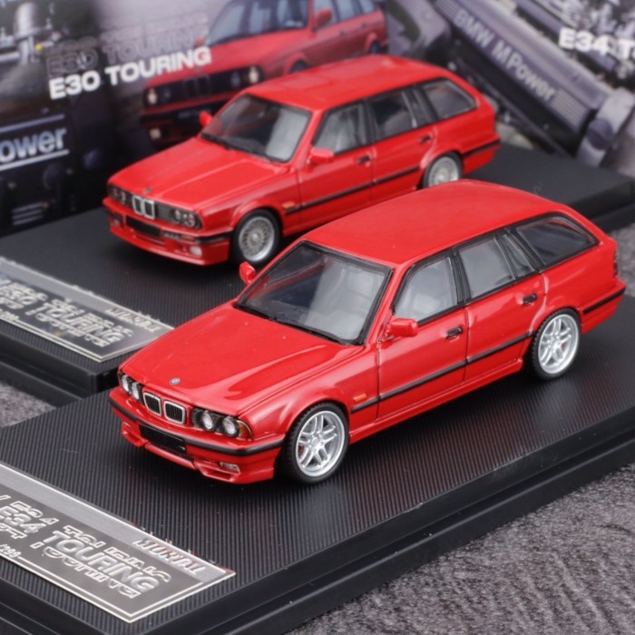 Mortal 1: 64 BMW M5 E34 M3E30 Touring Red Openable Front Cover Alloy Model