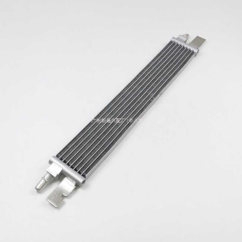 BMW G22 G23 G26 G82 G83 สําหรับเครื่องทําความเย็นน้ํามันเครื่องคุณภาพสูง Derailleur Oil Cooling