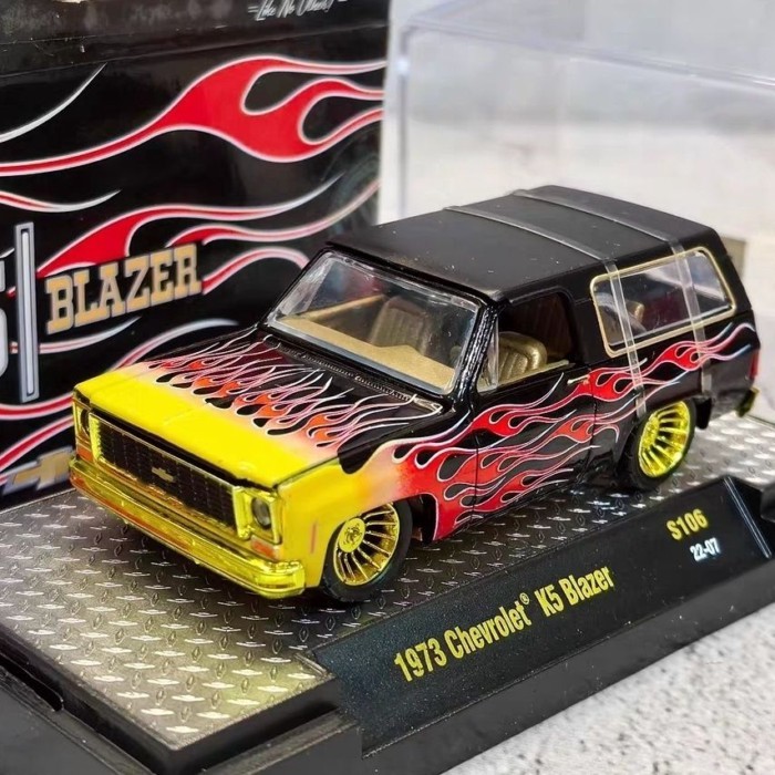 M2 1/64 1973 Chevrolet K5 Blazerรถรุ่นLimited Editionรถรุ่น