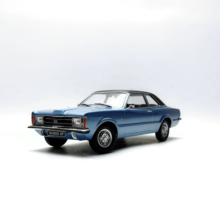 KK Scale 1/18 Ford Taurus Taunus GT 1971 Deluxe Car Model Blue Out of Print Car Model