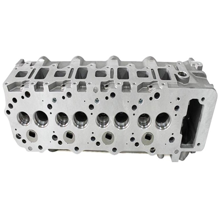 Diesel Engine Parts 4M40T 4M40 Cylinder Head for  ME202620 ME202621