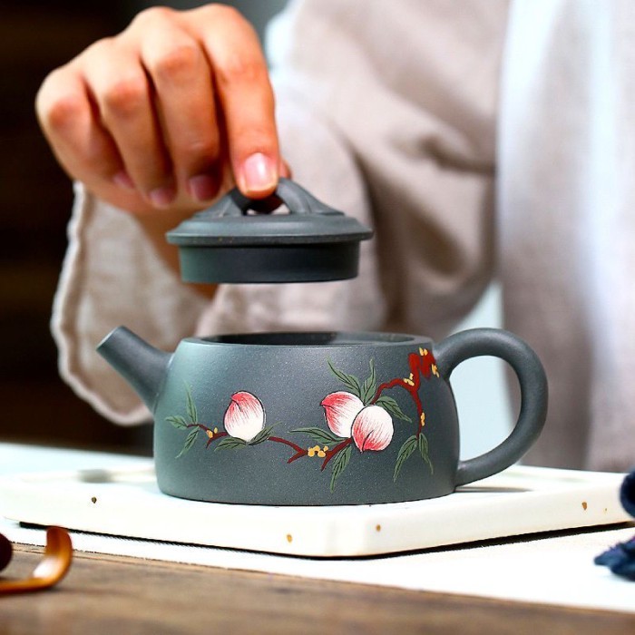 240ml Yixing Purply Clay Teapot Chinese Kongfu Tea Pots Filter Stone Scoop Teapot Kettle Raw Ore Ha