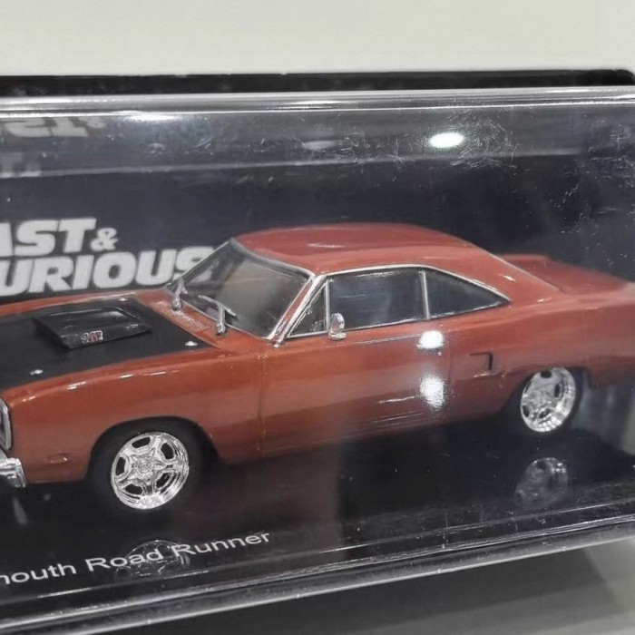 IXO 1/43 PLYMOUTH ROAD RUNNER PLYMOUTH ROAD RUNNER รถรุ่นความเร็วภาพยนตร์รุ่น